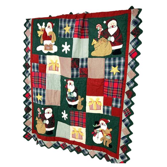 Santa Claus Christmas Patchwork Throw Blanket Holiday Season Green Multicolor - Picture 2 of 10